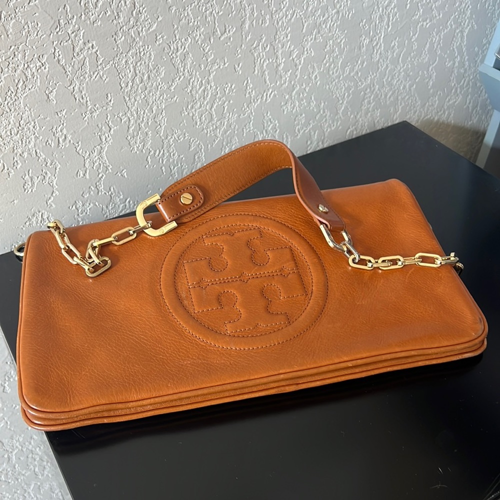 Leather Clutch Tory burch